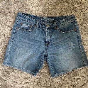 jean American eagle shorts